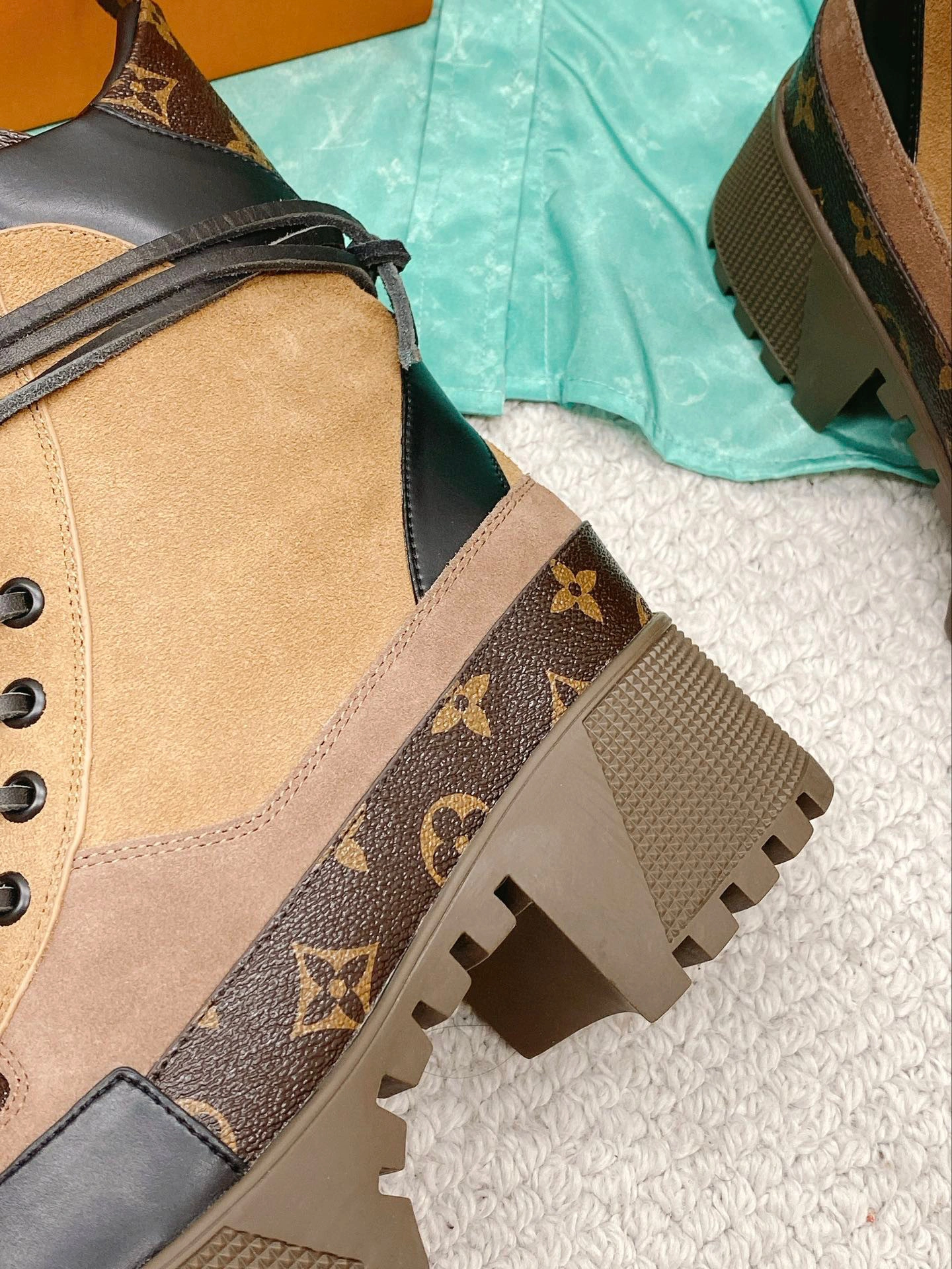 coco- heel height 7cm Water table 3.5cm， 1A4XYA Calfskin item:B-X198J1930